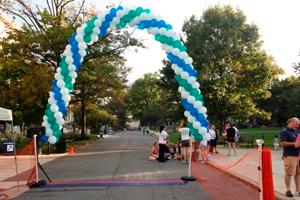 WPI_5K 2012 Balloon Finish